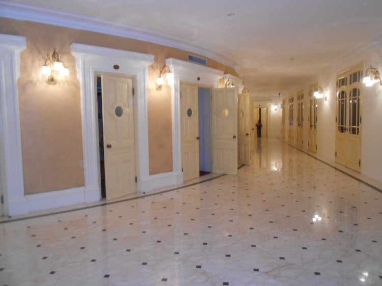 Other hallway Opera_1
